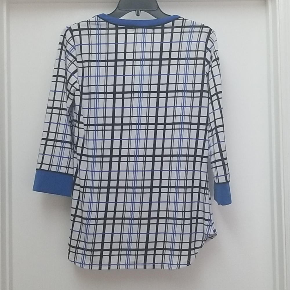 Beautiful Notations blouse - Picture 3 of 3